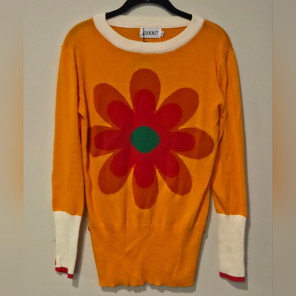 NWT OXKNIT Orange Sweater with Red Floral Design Size Medium